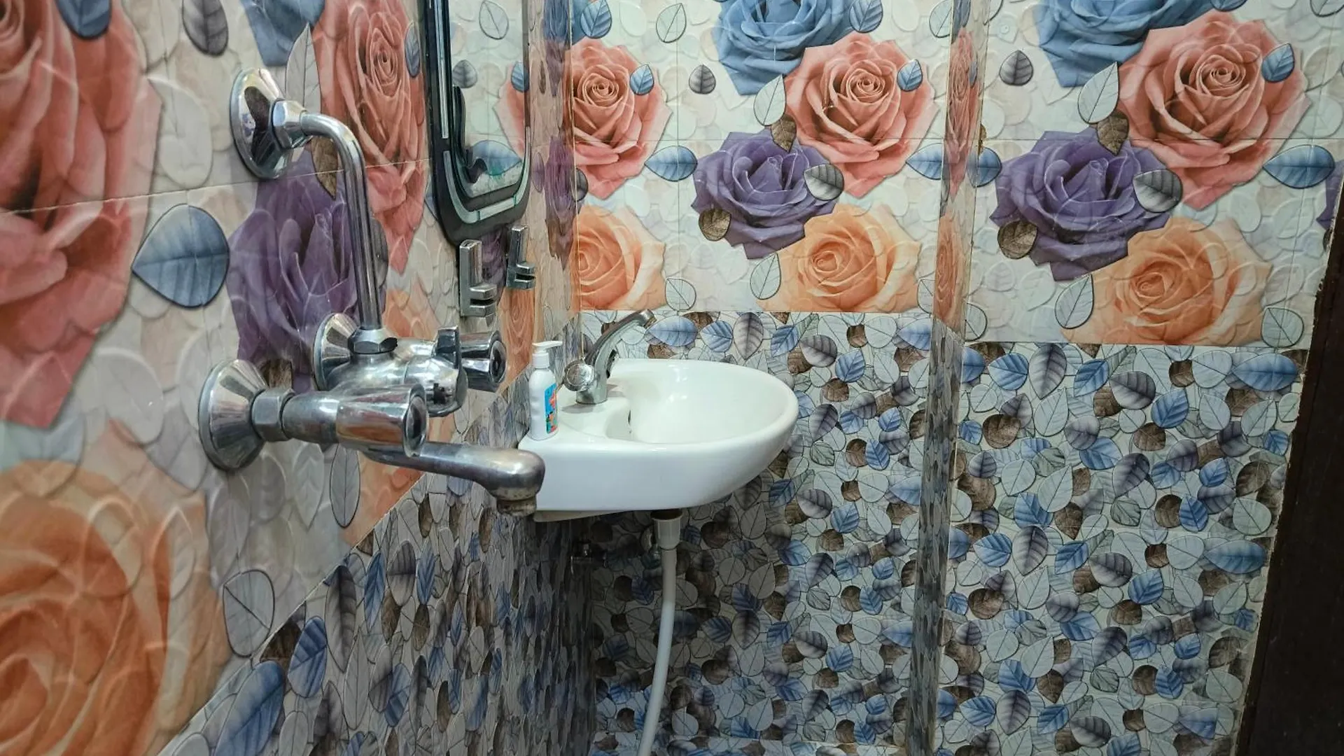 Hotel H M International Varanasi Indien