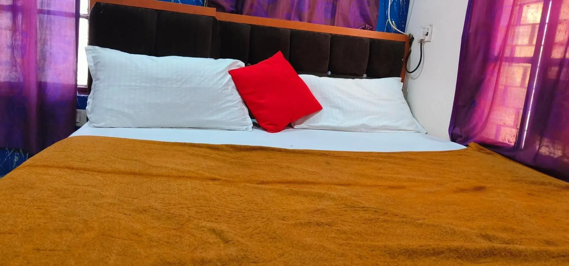 Hotel H M International Varanasi