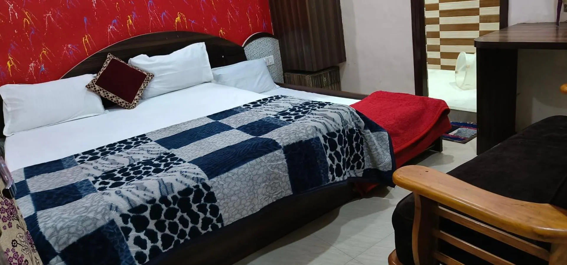Hotel H M International Varanasi
