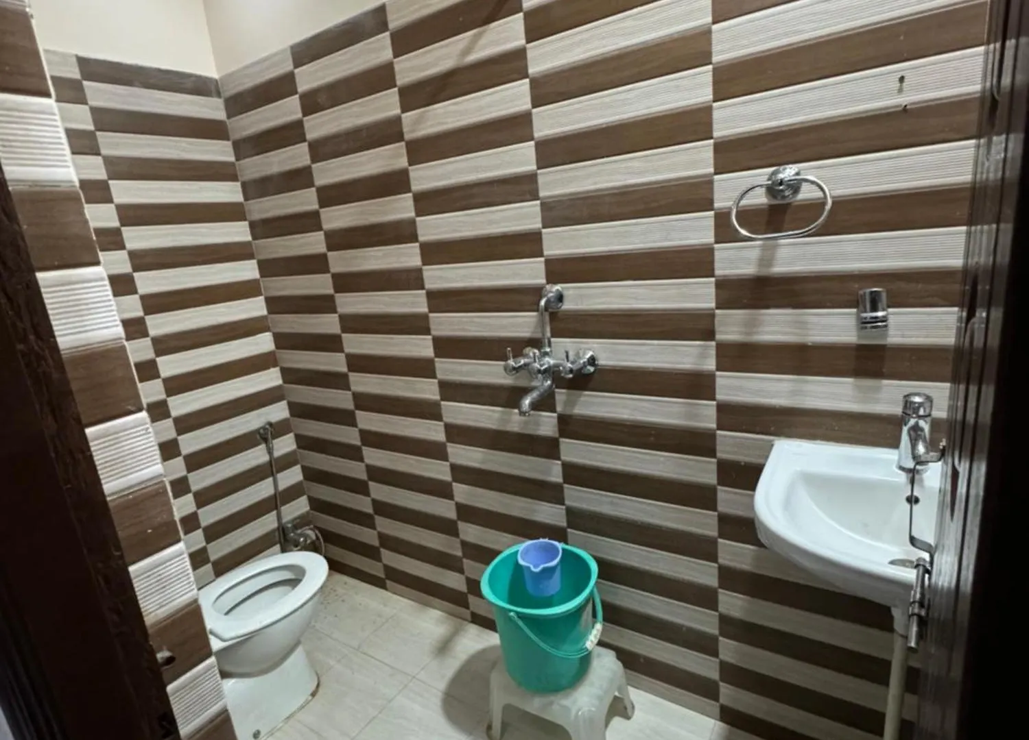 **  Hotel H M International Βαρανάσι Ινδία