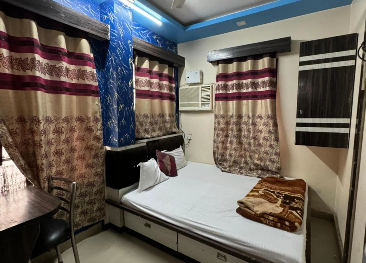 Hotel H M International Βαρανάσι